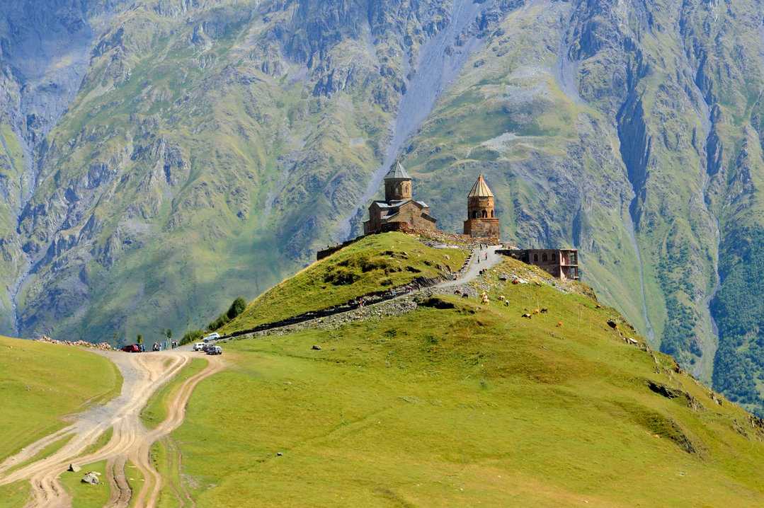 Казбеги Грузия Гергетис Цминда Самеба