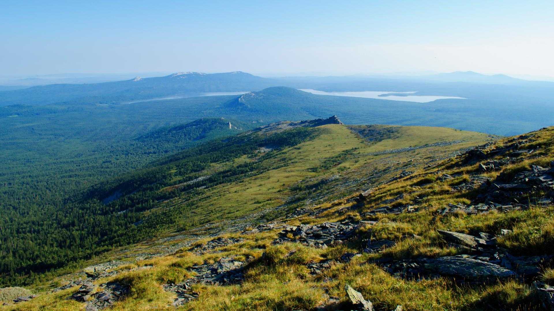 Горы в евразии — список самых высоких и низких возвышенностей с названиями