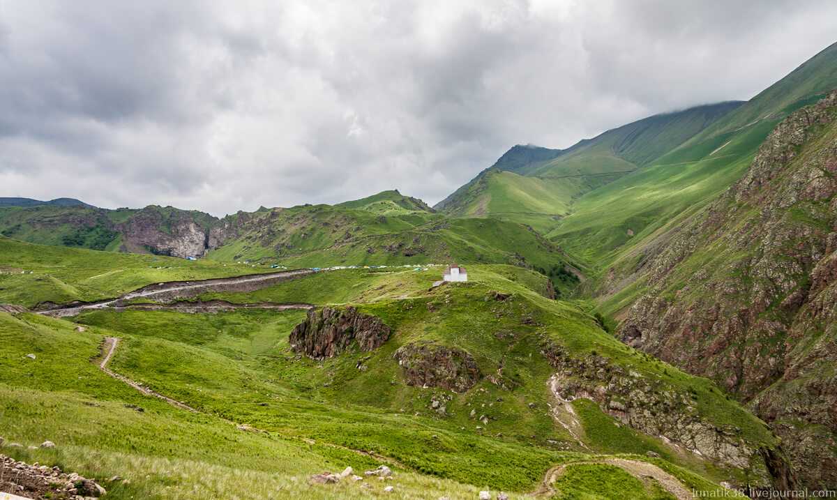 Главный кавказский хребет: вид на карте, а также его высота и протяженность