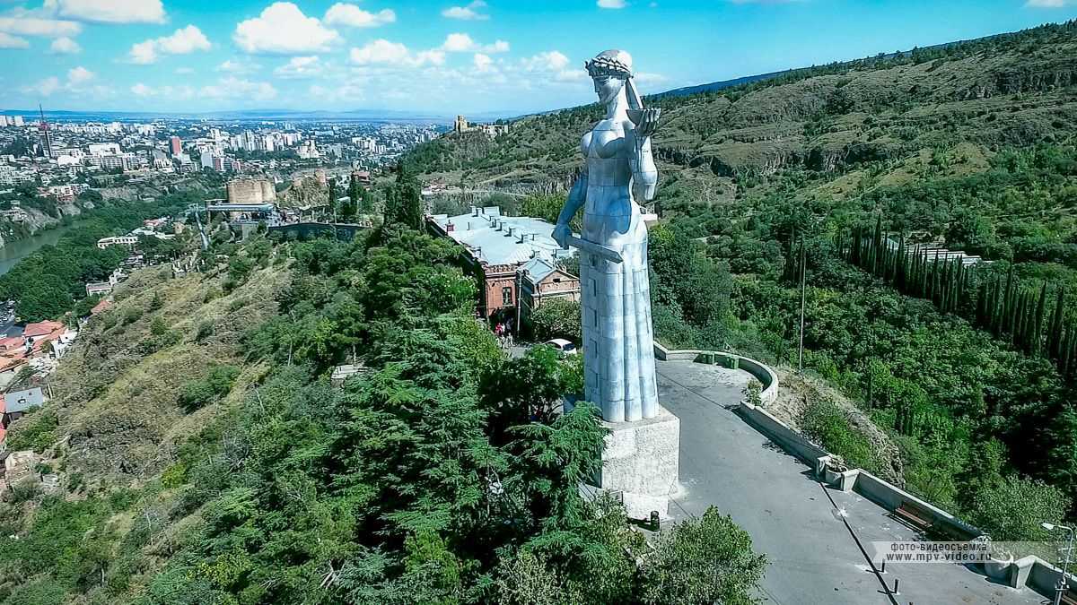 Интересные подробности постройки дворца Принца Ольденбургского на улице Каргаретели в Тбилиси и история его счастливой любви в Грузии